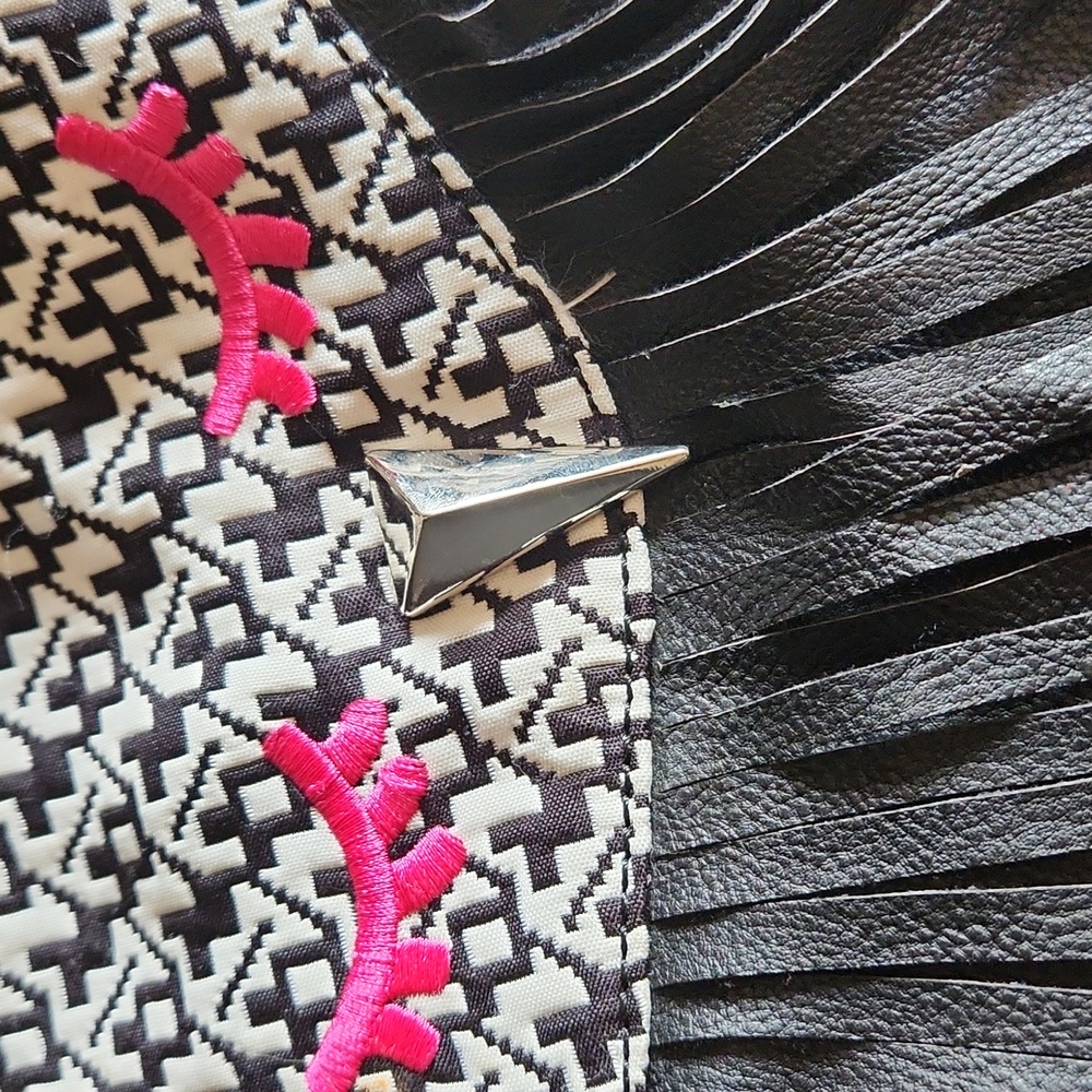 RARE Rara Avis By Iris Apfel Black & White Owl Crossbody Bag - Picture 2 of 14